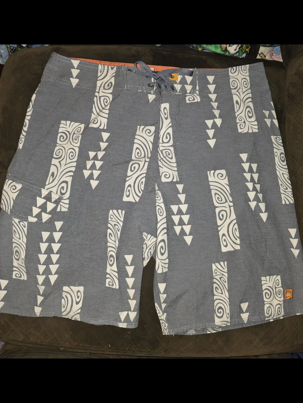 Quiksilver Blue Gray Geometric Print Men’s Board Shorts